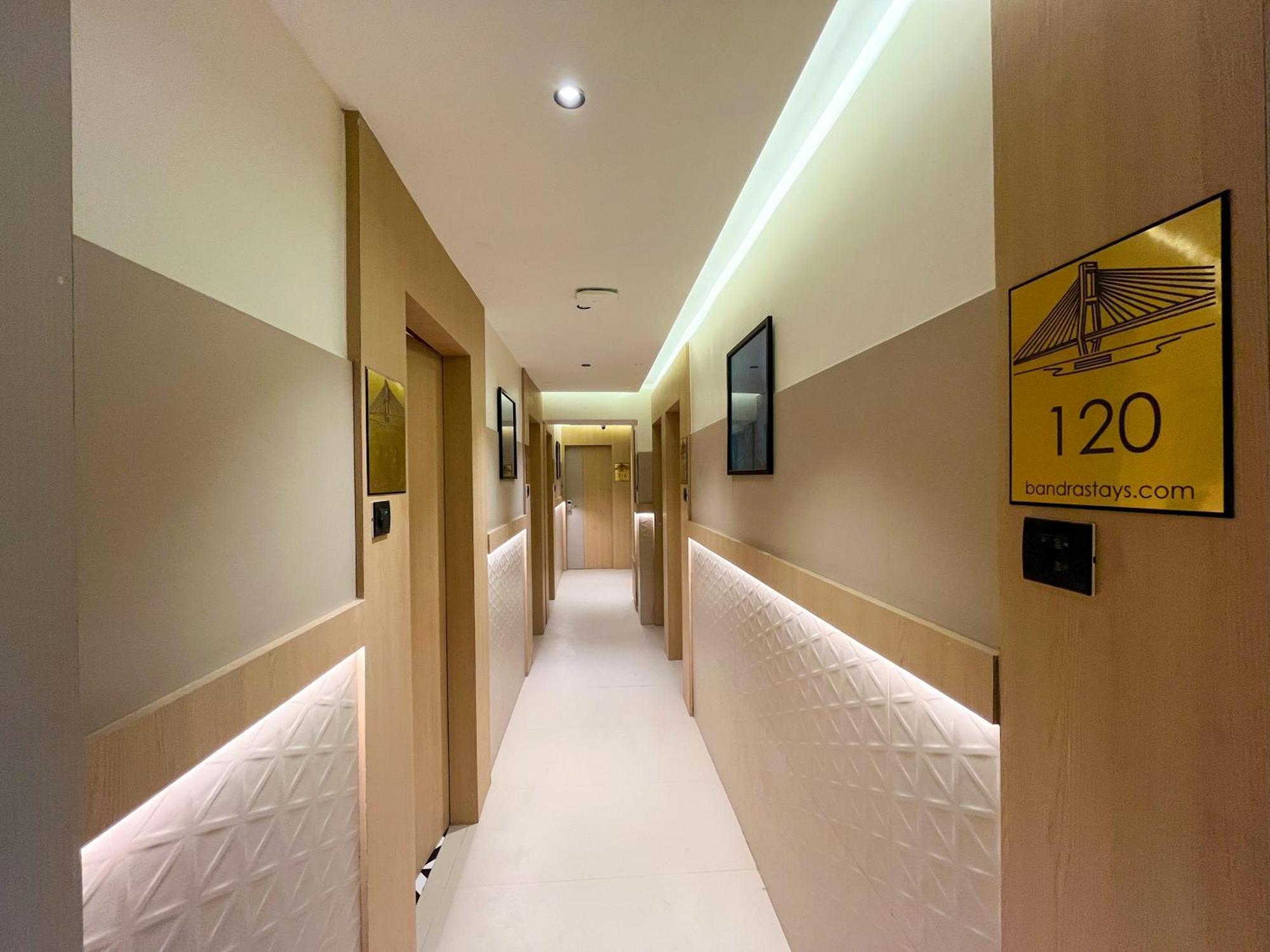 Bandra Hotel Bombaj